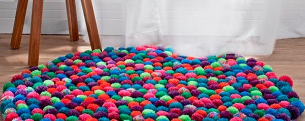 Aprenda a Fazer Um Tapete De Pompons De Lã! Confira!