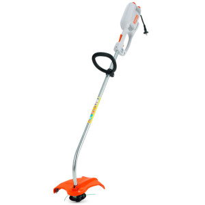 Uma roçadeira articulada Stihl funciona em bambu?