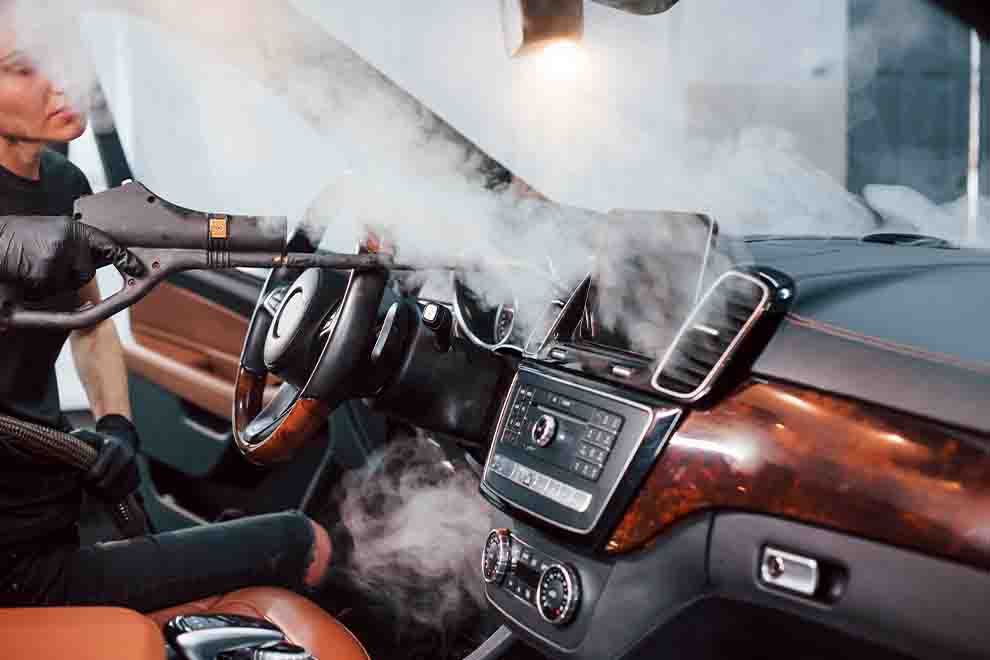 Carro ferveu o que fazer: principais causas e como evitar