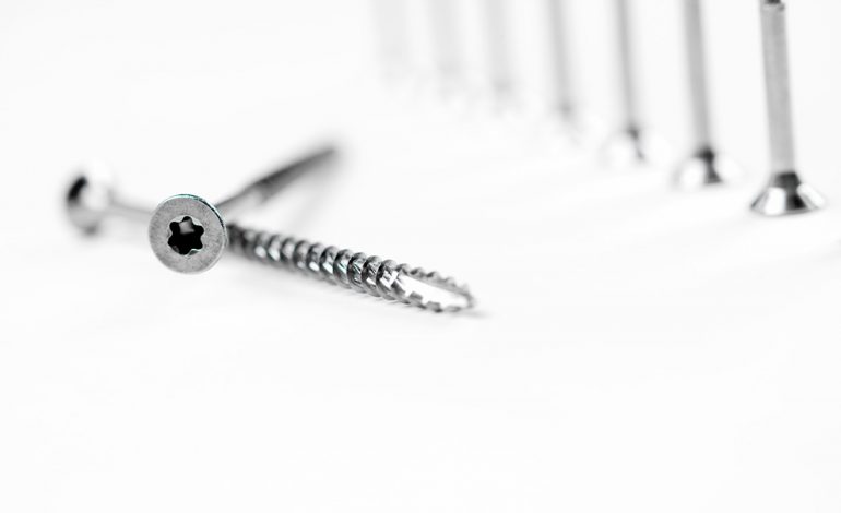 Como tirar parafuso espanado: dicas e ferramentas eficientes