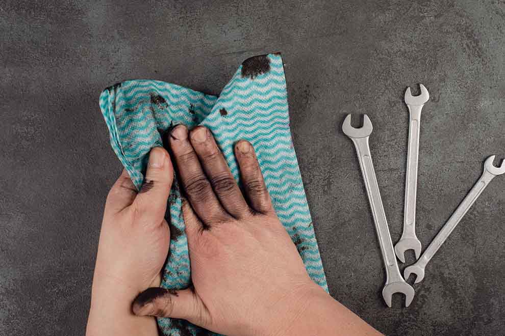 Como limpar ferramentas: dicas práticas e simples da Dutra!